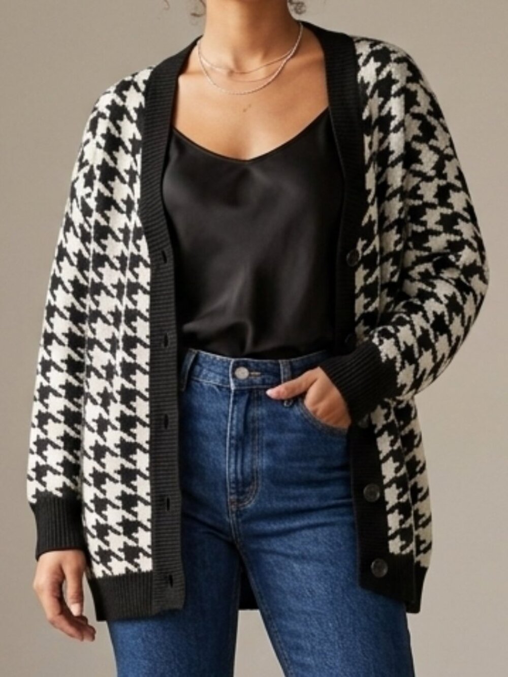 Oversized Houndstooth Knit Cardigan Sweater V-Neck Black White Button Front Sz S